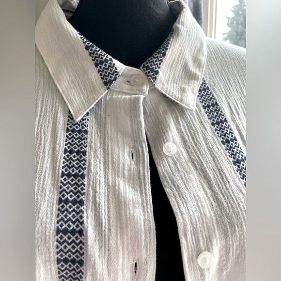 NWT cotton button down long sleeve shirt size M - Picture 2 of 9